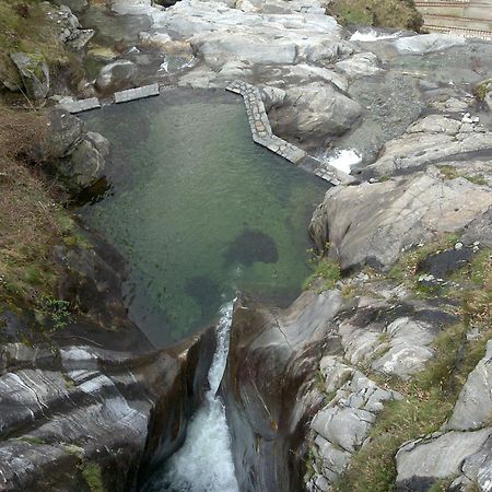 Hotel Della Posta Biasca Luaran gambar