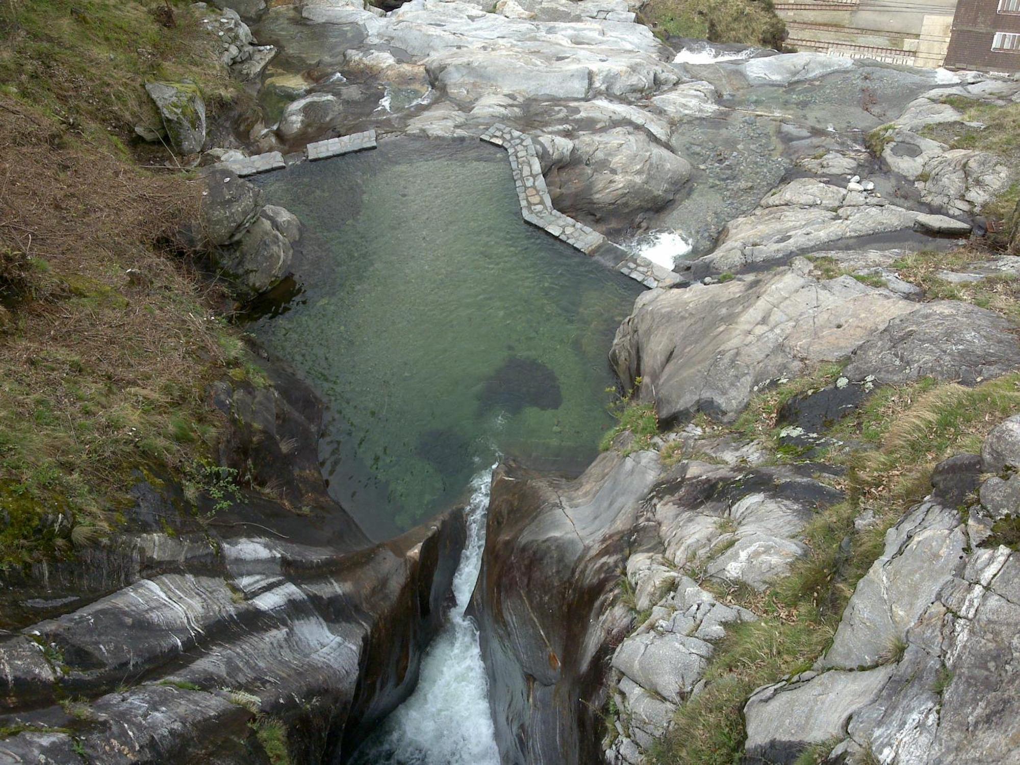 Hotel Della Posta Biasca Luaran gambar